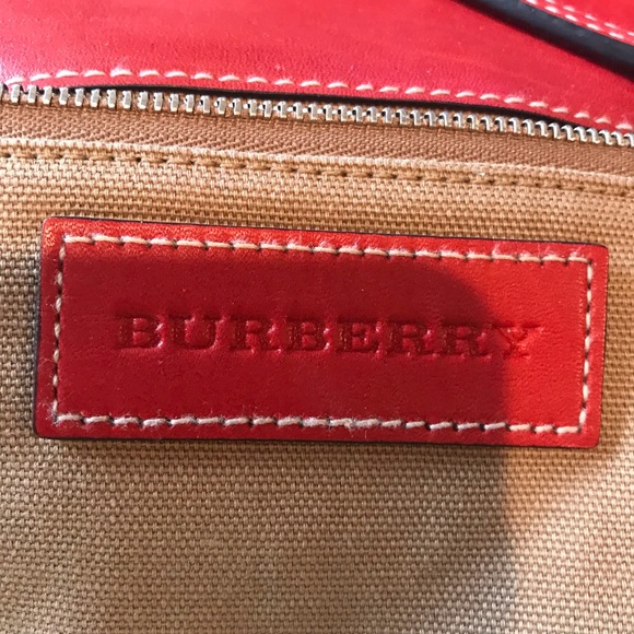 BURBERRY Red Henham House Check Canvas Crossbody - Picture 5 of 8